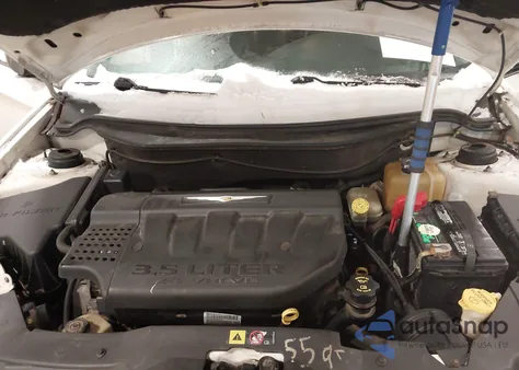 2005 Chrysler Pacifica Touring from USA, damaged, VIN 2C8GF68415R329955